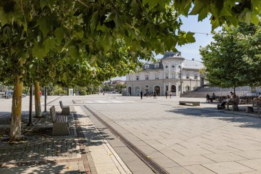 Skanderbeg Meydanı, Kosova 'nın başkenti Priştine' nin merkezi bir meydanı
