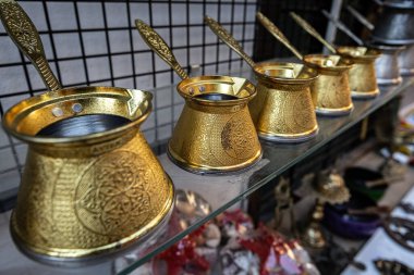 Antalys eski Türkiye 'deki pazar yerinde geleneksel Türk cezaları