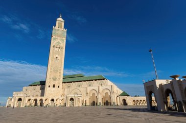 Afrika 'daki en büyük ikinci cami olan Kazablanka, Fas' taki Hasan II Camii.