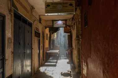Essaouira Fas 'taki Medine' deki Dar Kemer Sokağı.