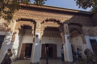 Marakeş Medine 'nin eski Fas kentindeki Bahia Sarayı' nın ön cephe binası.