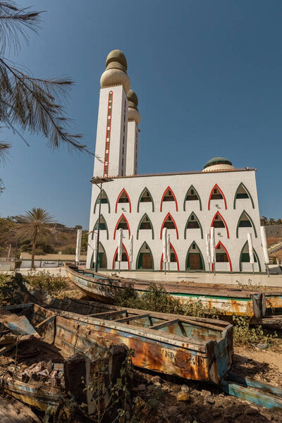 Вид на мечеть Богословия в городе Дакар Сенегал