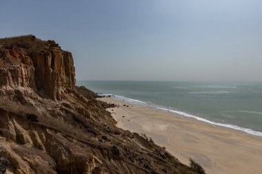 Uçurum Atlantik Okyanusu Senegal 'inden Popenguine Doğa Koruma Alanı' nın havadan görünüşü
