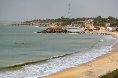 Uçurum Atlantik Okyanusu Senegal 'inden Popenguine Doğa Koruma Alanı' nın havadan görünüşü