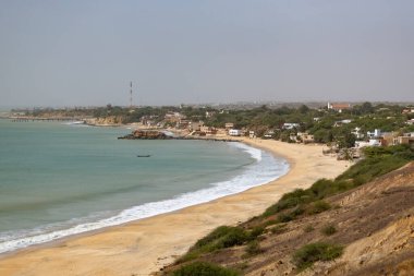 Uçurum Atlantik Okyanusu Senegal 'inden Popenguine Doğa Koruma Alanı' nın havadan görünüşü