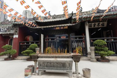 Macau 'daki Templo de Kun Tam Budist Tapınağı' nın geleneksel iç avlusu.