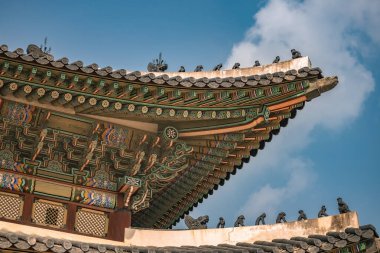 Güney Kore 'deki Gyeongbokgung Sarayı' nda geleneksel Kore evi detayları.