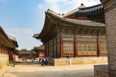 Güney Kore 'deki Gyeongbokgung Sarayı' nda geleneksel Kore evi detayları.