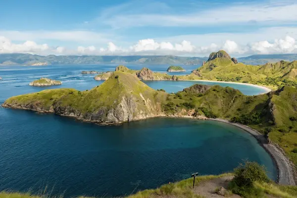 Labuan Bajo Endonezya 'dan Padar adası hava görüntüsü