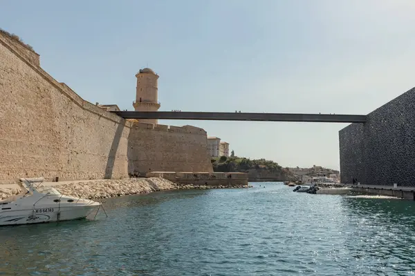 Saint-Jean Kalesi, Marsilya 'nın tarihi simgesi.