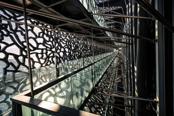 Fransa 'nın Marsilya kentindeki Avrupa ve Akdeniz Medeniyetleri Müzesi geçidi