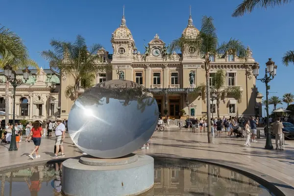 Casino de Monte-Carlo Monaco 'nun ön görüntüsü
