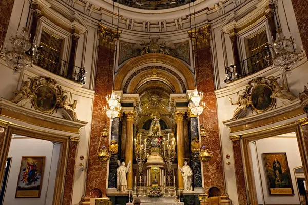 İspanya 'daki Valencia Katedrali' nin iç manzarası