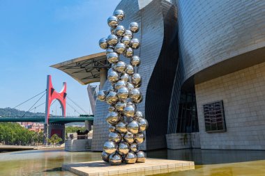 Bilbao İspanya 'daki Guggenheim Müzesi' nin detayları 3 Temmuz 2024