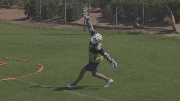 Jugador Lacrosse Haciendo Backflip Campo — Vídeos de Stock