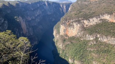 Chiapas Meksika 'daki Caon del Sumidero' nun en iyi manzarası.