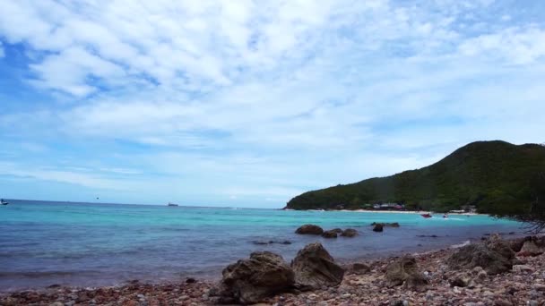 Landscape Rocky Beach Sea Distant Mountains Islands Blue Sky — Stock Video