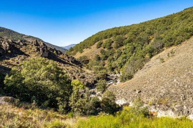 Los Pilones Boğazı, Doğal Rezerv Cehennemi, Garganta de los Infiernos. Extremadura, İspanya 'da doğanın tadını çıkarmak için harika bir yer.