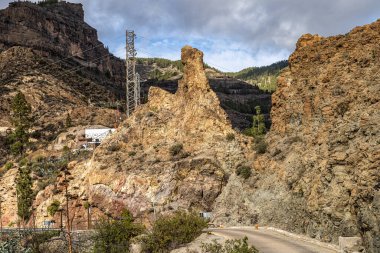 Ispanya 'daki Gran Canaria 'da Cruz Grande ve San Bartolome de Tirajana Dağları 'nın yakınında bulunan Gran Canarian Sıradağları.