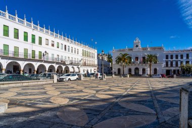 Llerena, İspanya - 07 Kasım 2022: Ana Meydan, Llerena Plaza de Espana, İspanya Extremadura