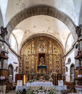 Basilica Virxe da Barca 'nın içi, Muxia' daki Virgen de la Barca, Death Coast, La Coruna, İspanya 'daki Galiçya