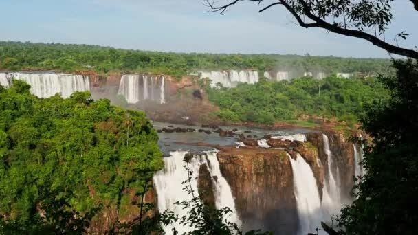 Iguazu Falls Grootste Reeks Watervallen Van Wereld Gelegen Aan Braziliaanse — Stockvideo