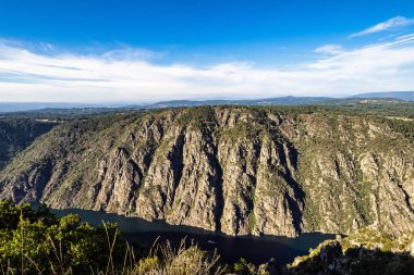 Galiçya, İspanya ve Avrupa 'daki Parada de Sil' deki Madrid Balkonundan güzel Canyon del Sil manzarası