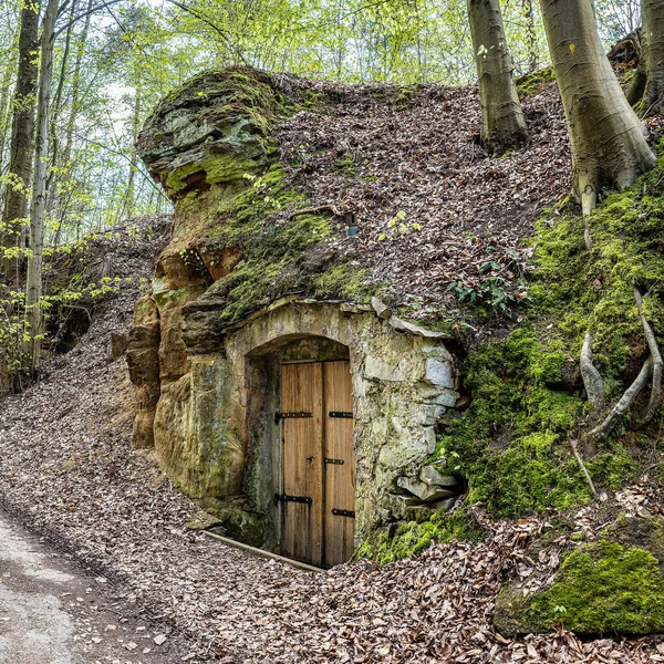 stock image Old beer cellar at Pretzfeld in Franconian Switzerland, Bavaria in Germany