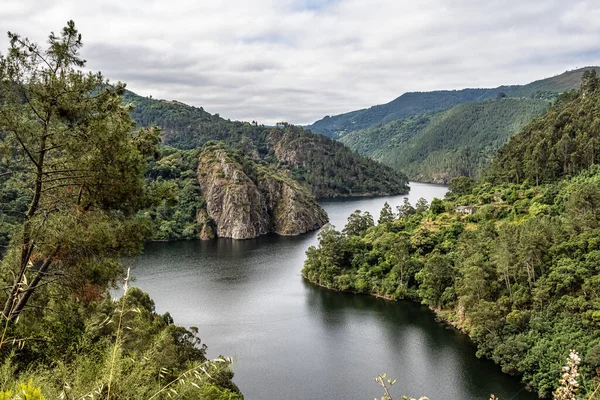 Piękny Widok Kanion Del Sil Miradoiro Erbedeiroin Parada Sil Galicji — Zdjęcie stockowe