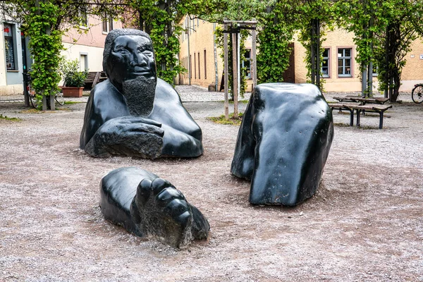 Weimar Germany May 2023 Sunken Giant Plastic Sculpture Reclining Giant — Stock Photo, Image