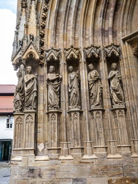 Erfurt Katedrali ve St. Mary Kolej Kilisesi, Erfurt, Almanya. Martin Luther 1507 'de katedralde papaz oldu.