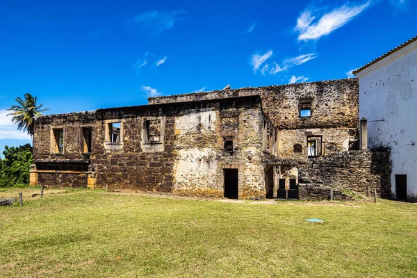 stock image Ruins of the Garcia D'Avila castle, in the Praia do Forte region in the municipality of Mata de Sao Joao, Bahia, Brazil. The Tower House of Garcia d'Avila