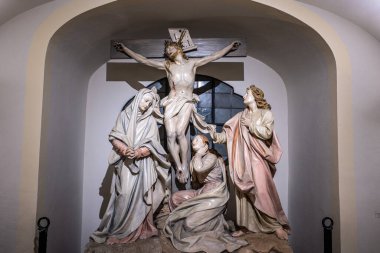 Almanya, Münih 'teki Buergersaalkirche, Vatandaş Salonu Kilisesi' nin içinde. 1709 yılında inşa edilmiş ve Münih 'in iç kesimlerinde tarihi bir binadır.