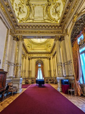 Teatro Colon, Colon Theater, dünyanın en iyi opera salonlarından biri, Buenos Aires 'in kültürel ikonu, 1857' de Buenos Aires, Arjantin 'de açıldı.