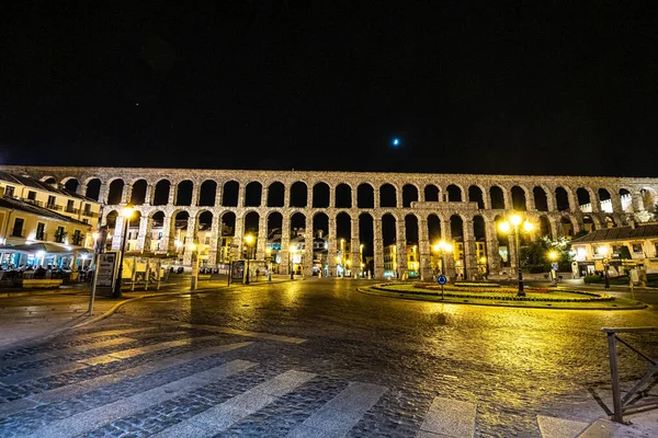 Сеговия Испания Июля 2023 Года Римский Акведук Сеговии Ночью Один — стоковое фото