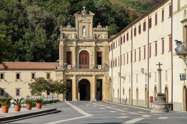 İtalya 'nın Calabria bölgesindeki ünlü hac mekanı San Francesco di Paola Katolik tapınağı.