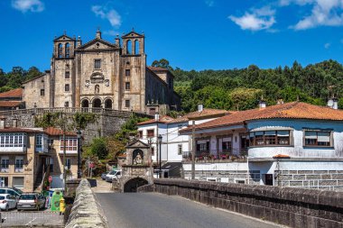 Padron, İspanya - 28 Haziran 2023: Carmen manastırı Padron şehrinde, Galiçya, İspanya 'da Santiago de Compostela, St. James hac güzergahı