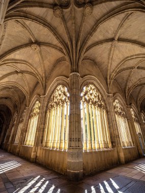 Segovia, İspanya - Haziran 06, 2023: Segovia, Castilla y Leon, İspanya 'nın tarihi kentinde Santa Maria de Segovia Katedrali' nin içi