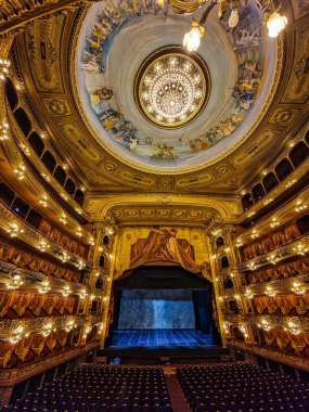 Teatro Colon, Colon Theater, dünyanın en iyi opera salonlarından biri, Buenos Aires 'in kültürel ikonu, 1857' de Buenos Aires, Arjantin 'de açıldı.