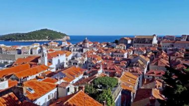 Dubrovnik, Hırvatistan. Adriyatik Denizi 'nin Dalmaçya Sahili' ndeki ortaçağ Ragusa kentinin manzarası.