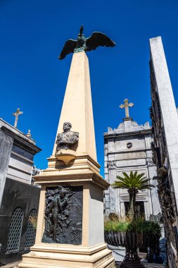 Buenos Aires, Arjantin - 14 Aralık 2023: La Recoleta Mezarlığı, Cementerio de la Recoleta, Arjantin 'in Buenos Aires semtinde yer alan bir mezarlık.