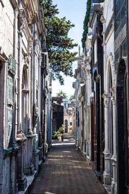 Buenos Aires, Arjantin - 14 Aralık 2023: La Recoleta Mezarlığı, Cementerio de la Recoleta, Arjantin 'in Buenos Aires semtinde yer alan bir mezarlık.