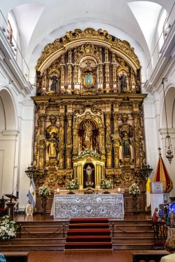 Buenos Aires, Arjantin - 14 Aralık 2023: Bazilika Nuestra Senora del Pilar 'ın İçi, Pilar Basilica' nın Hanımefendisi