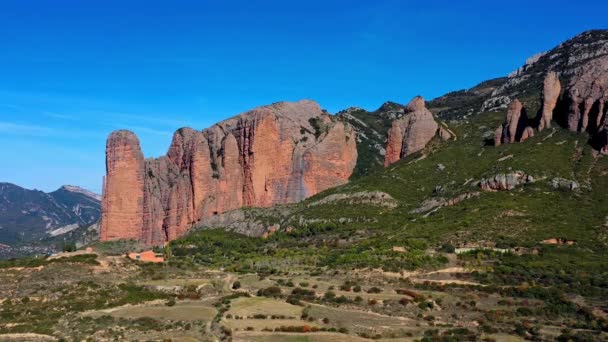 Panorama Der Felsen Von Mallos Riglos Der Provinz Huesca Aragon — Stockvideo