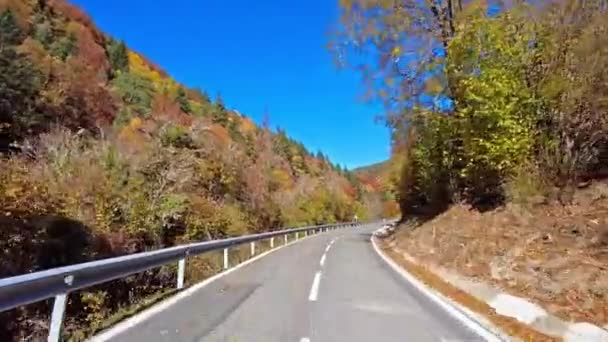 Проїжджаючи Через Долину Салазар Вальє Салазар Наваррі Наварра Іспанії Європа — стокове відео