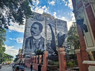 Florianopolis, Brezilya - 29 Aralık 2023: Brezilya 'nın Santa Catarina başkenti Florianopolis' in merkezindeki renkli binalar.