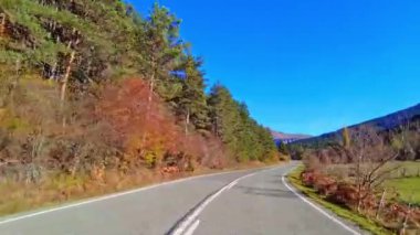 Roncal Vadisi 'nden geçerken, Navarre' de Valle de Roncal, İspanya 'da Navarra, Avrupa