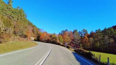 Roncal Vadisi 'nden geçerken, Navarre' de Valle de Roncal, İspanya 'da Navarra, Avrupa