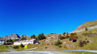 Roncal Vadisi 'nden geçerken, Navarre' de Valle de Roncal, İspanya 'da Navarra, Avrupa