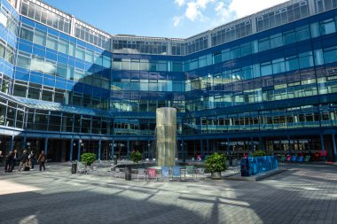 Münih, Almanya - Sep 09, 2023: BayernLB Genel Merkezi, Bayerische Landesbank, Almanya Münih Bavyera Devlet Bankası